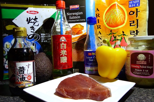 Tuna, seaweed, soy sauce and other temakizushi ingredients